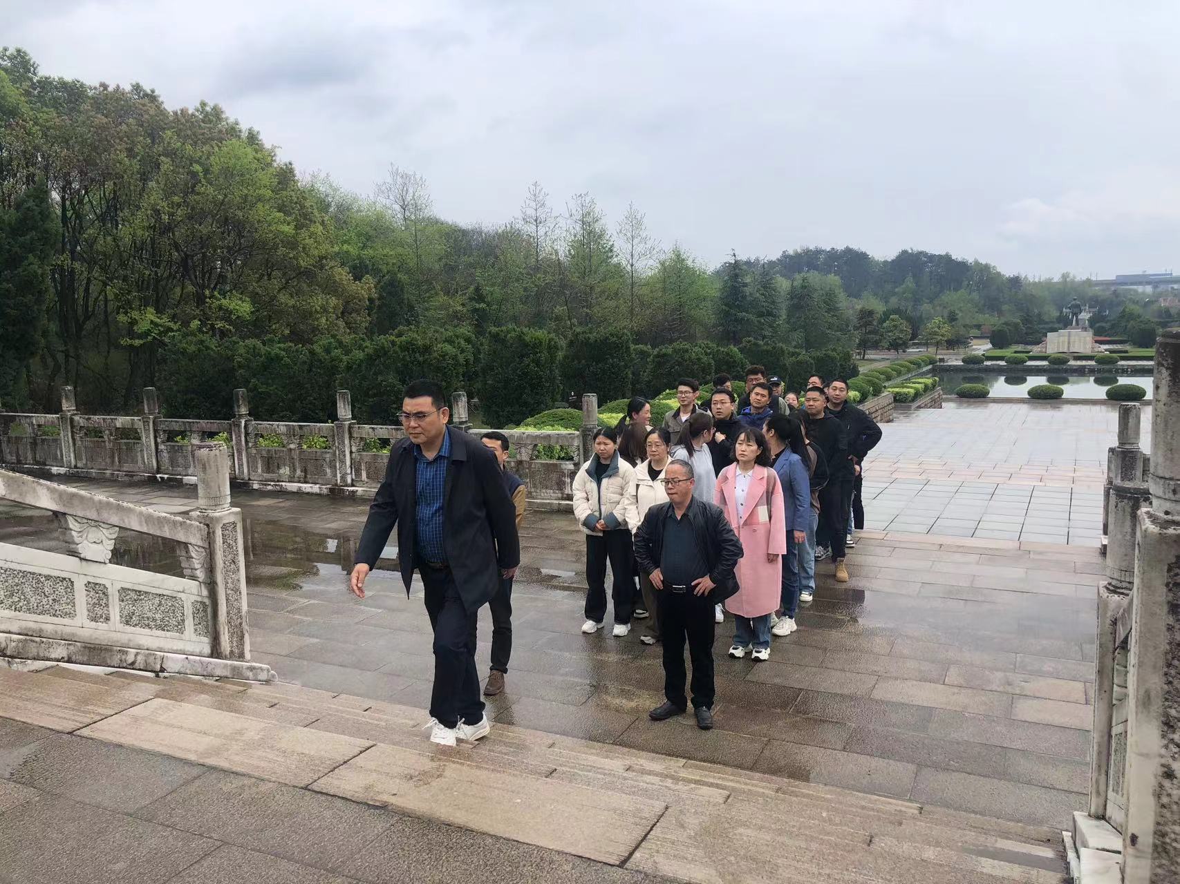 緬懷革命先輩、賡續(xù)紅色血脈——遠(yuǎn)通檢測(cè)赴獨(dú)秀園追尋紅色記憶