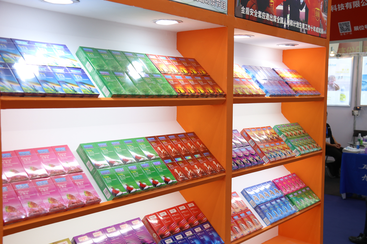 產(chǎn)品有特色、價格好操作，康祥避孕套閃亮國藥會！(圖3)